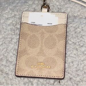 Coach 🆕 lanyard ID signature canvas sand /chaluk Card Holder
NEW UNUSED unisex